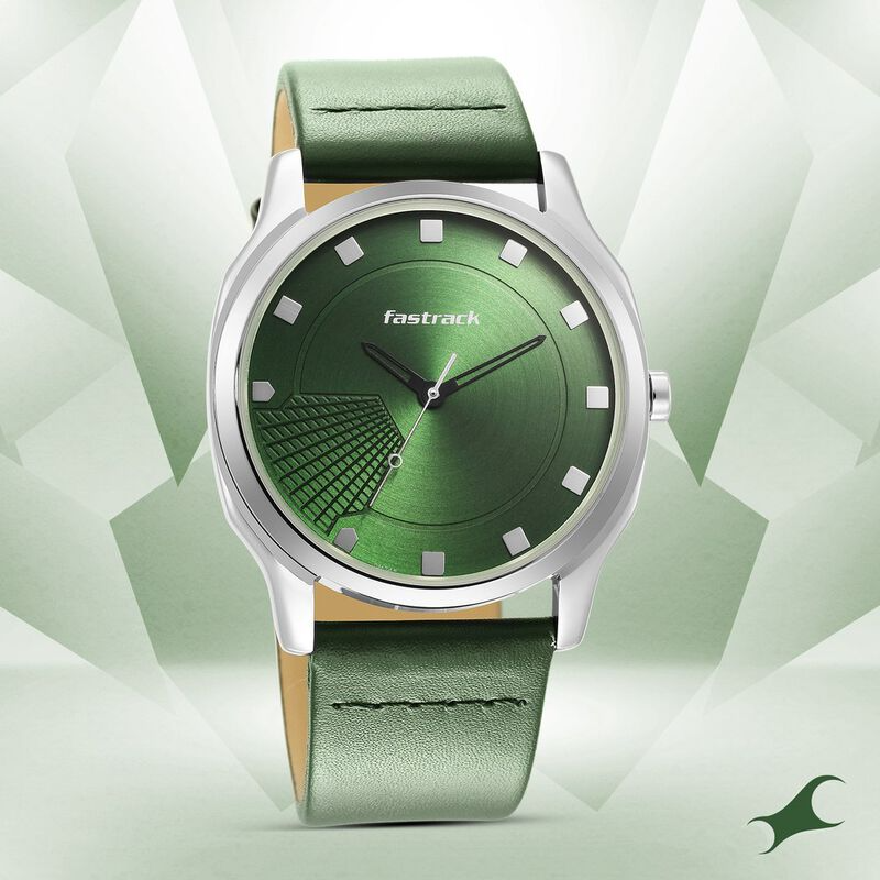 Fastrack NS3255SL02 Stunners Quartz Analog Green Dial Leather Strap Watch
